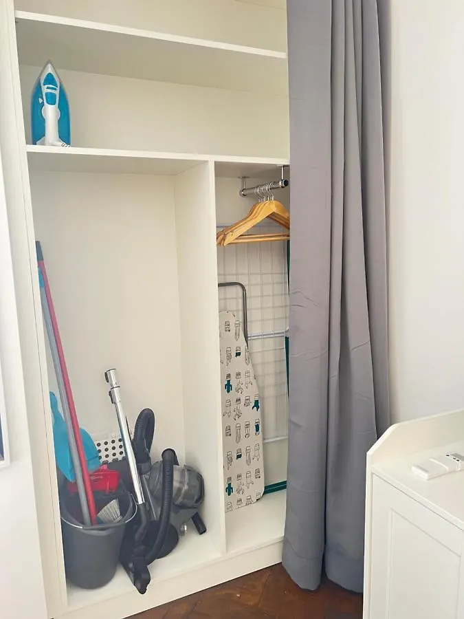 Loena Cannes Centre - Appartement Entier 2 Pieces - 4 Personnes - Proche Croisette Palais Festival Plage - Internet Gratuit - Climatisation - Non Fumeur Lägenhet